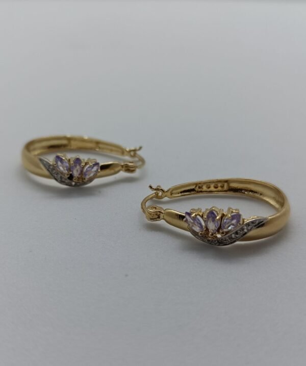 Aretes Pétalos de Oro