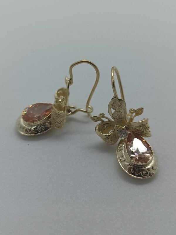 OLA-004-N_3 Aretes Lazo imperial