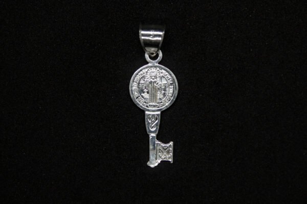 Dije Llave de San Benito