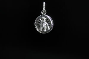 PM006_3_01 Medalla Virgen María