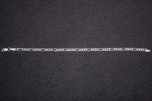 Pulsera Tejido Cartier Fino Pulsera Tejido Cartier Fino. Plata .925, eslabón Figaro delgado (18 cm / 2.6 gr). ¡Clásica, ligera y elegante!