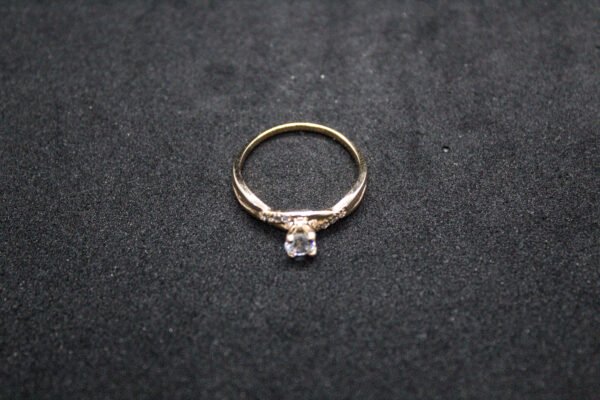 Anillo Artesanal Abrazo de Cristal